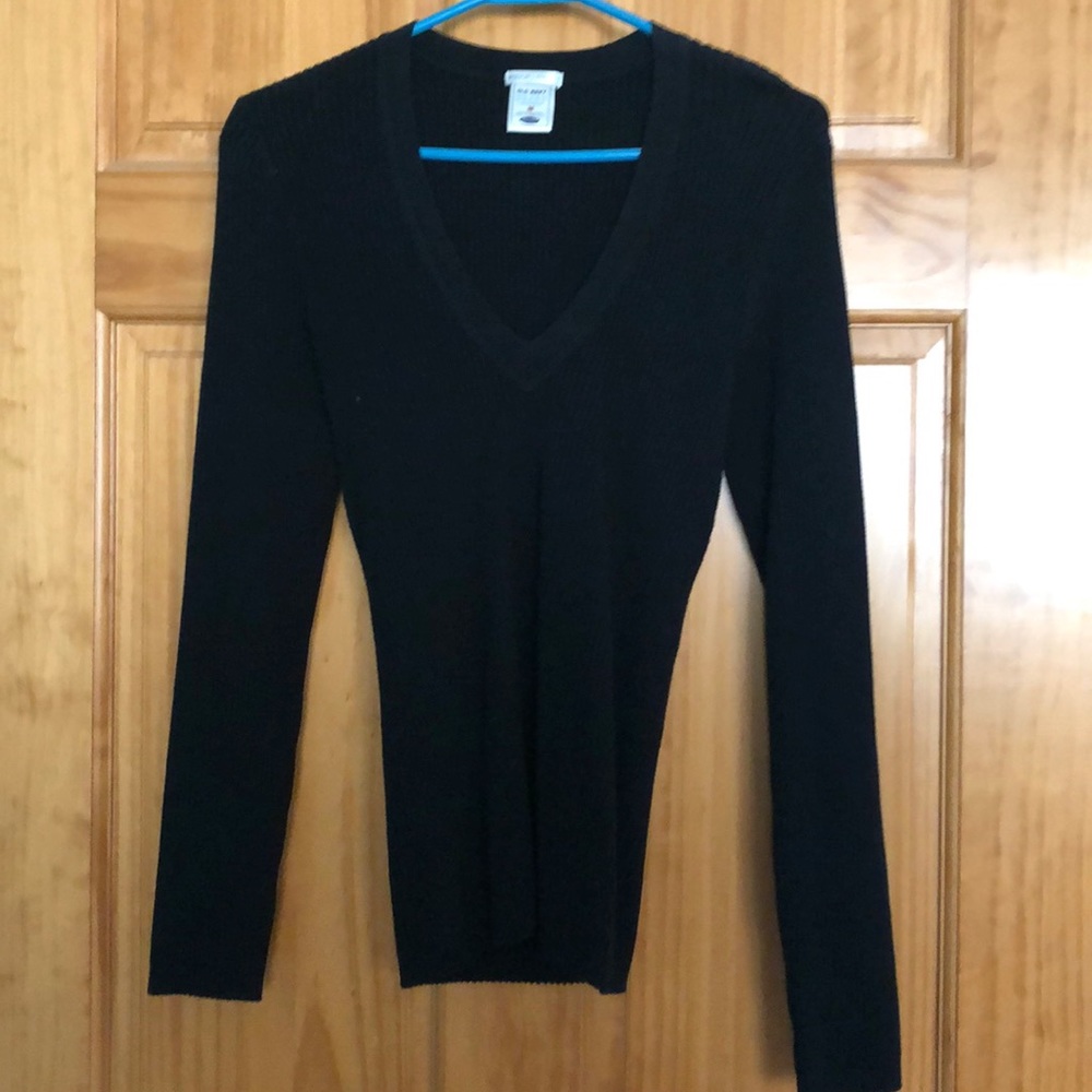 Old Navy Black ribbed shirt